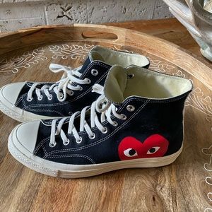 Comme des Garcons PLAY Converse